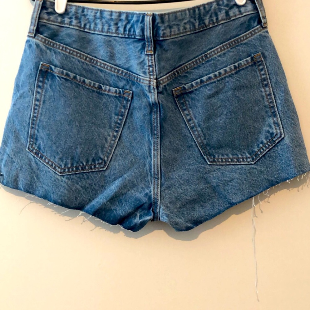 Old Navy OG straight button cutoff Jean shorts